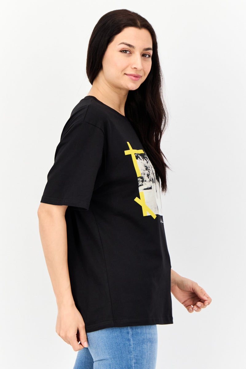 Marlyn Monroe تي شيرت نسائي بأكمام قصيرة وياقة دائرية، مطبوع برسومات، أسود - Image 2